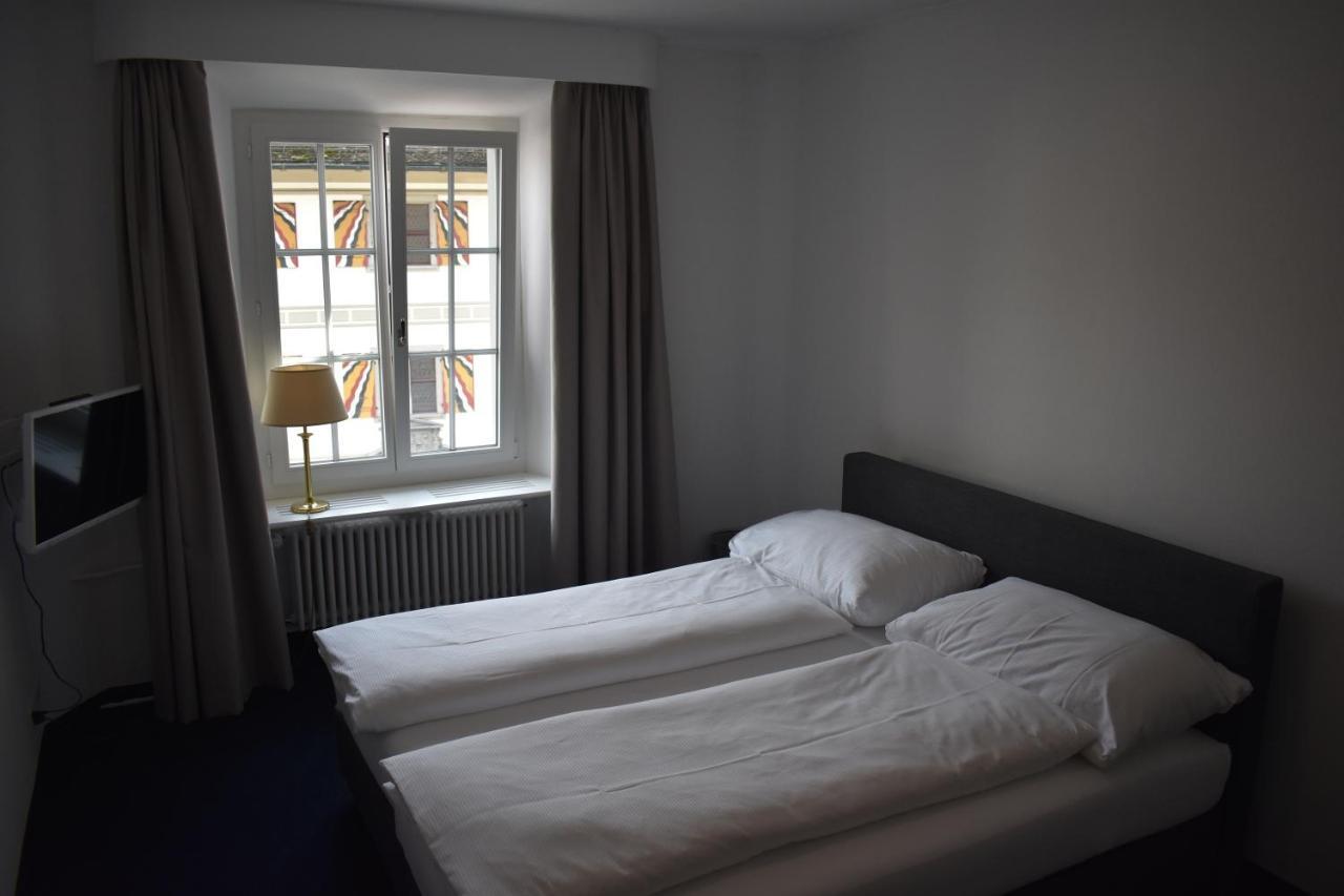 Hotel Schwert Нефельс Экстерьер фото